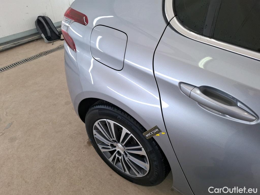  Peugeot  308  Allure Business 1.2 PureTech 130CV BVA8 E6d #28