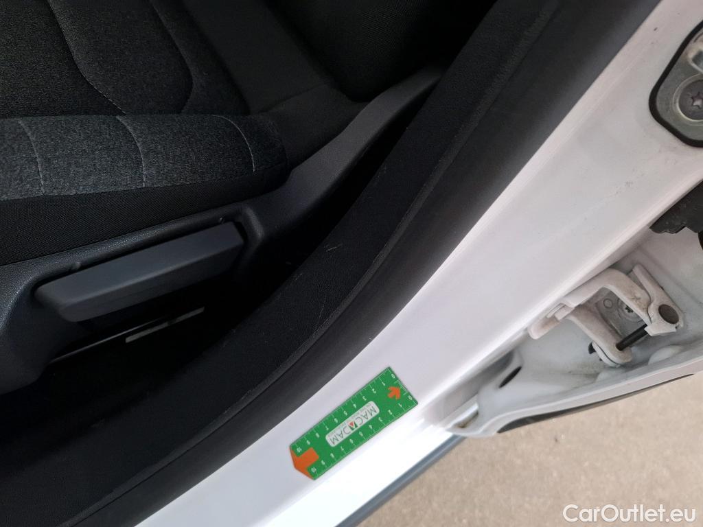  Citroen  C3  Shine Pack 1.2 PureTech 110CV BVM6 6E #1