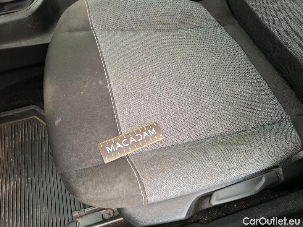  Citroen  C4  Berline Live Pack Business 1.2 PureTech 100CV BVM6 E6d #2