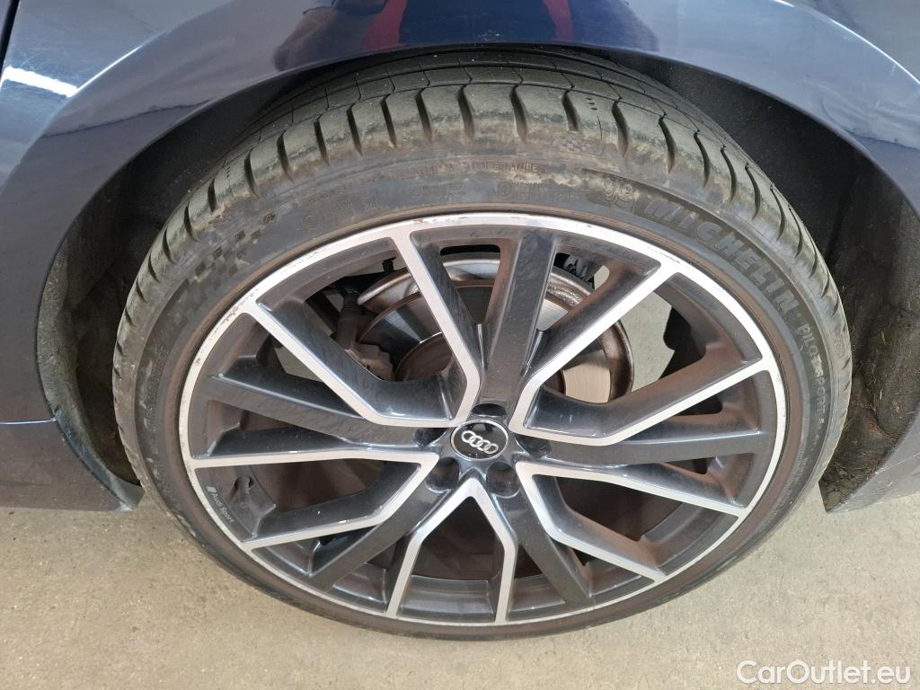  Audi  A7 Sportback AUDI  / 2017 / 5P / Berline 40 TDI quattro S tronic 7 Avus #52