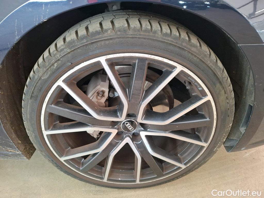  Audi  A7 Sportback AUDI  / 2017 / 5P / Berline 40 TDI quattro S tronic 7 Avus #2