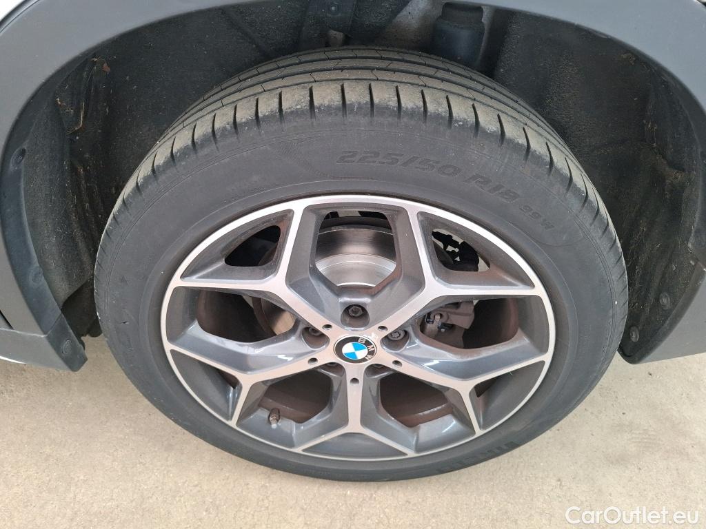 Bmw  X1 Série  sDrive 18 i xLine 1.5 140CV BVA7 E6dT #1