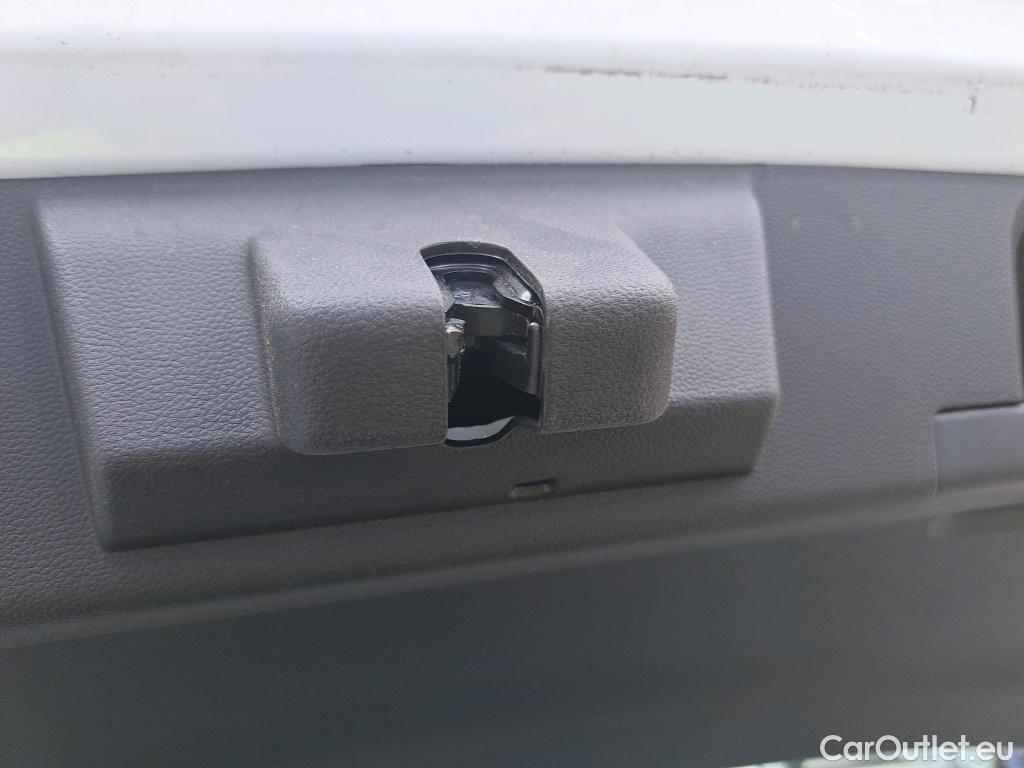 Renault  Clio RENAULT  / 2019 / 5P / berlina con portón Intens TCe 67 kW (91CV) (AC) #12