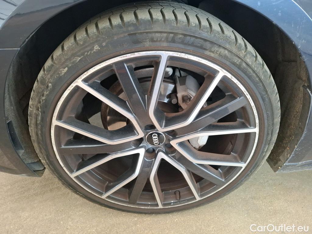  Audi  A7 Sportback AUDI  / 2017 / 5P / Berline 40 TDI quattro S tronic 7 Avus #45