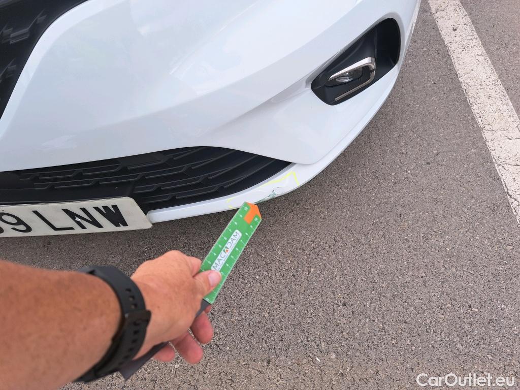  Renault  Clio RENAULT  / 2019 / 5P / berlina con portón Intens TCe 67 kW (91CV) (AC) #7