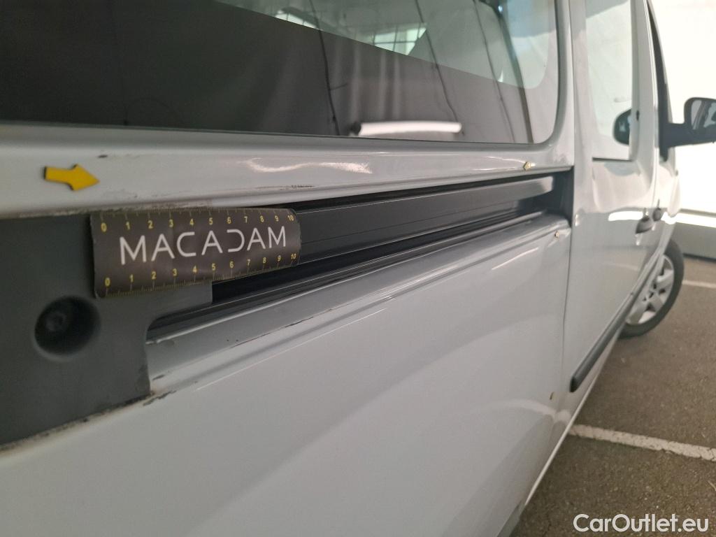  Renault  Kangoo  Express Maxi Grand Confort - Cab. Appr. 1.5 dCi 90CV BVM5 E6 #3