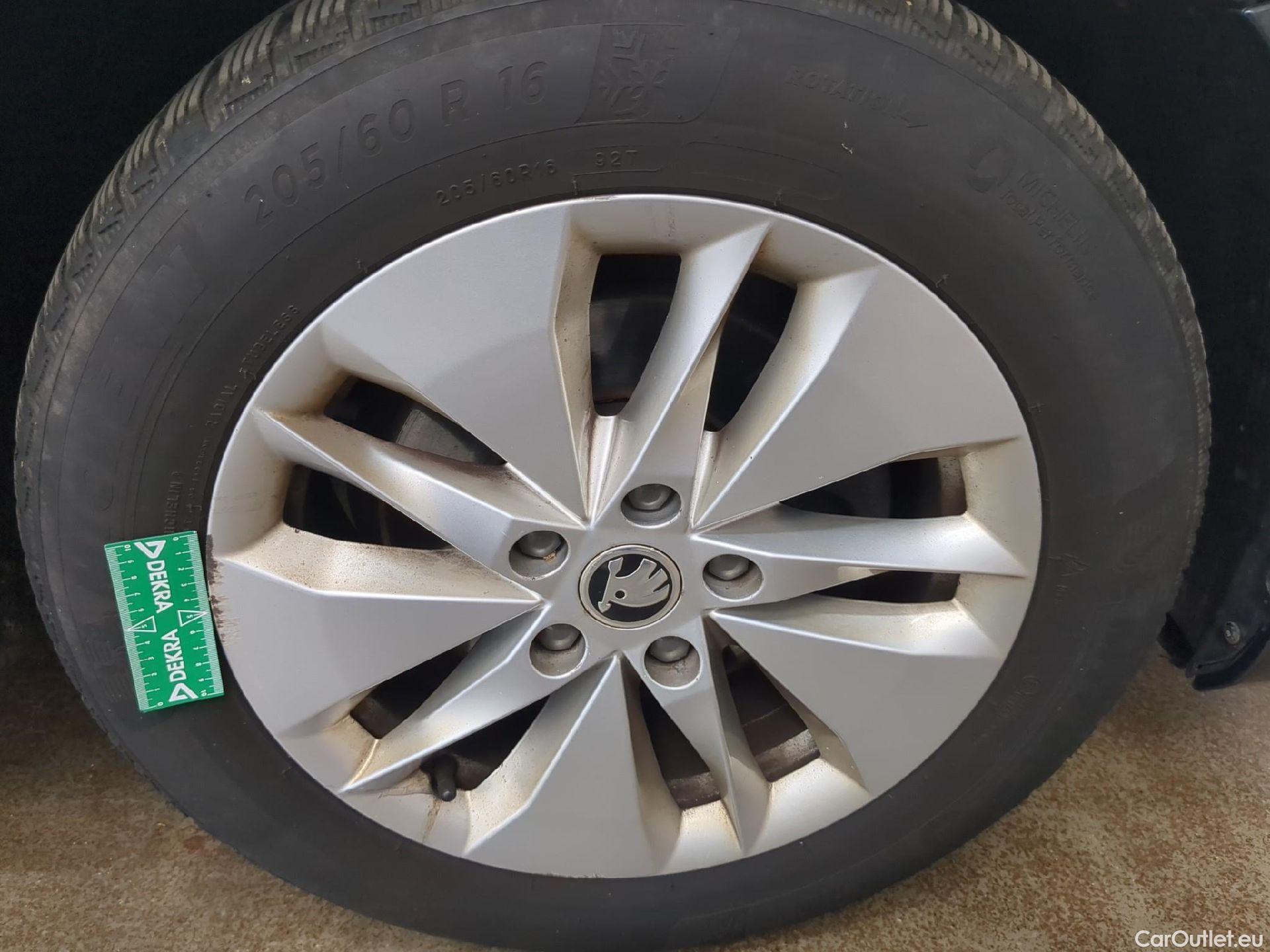  Skoda  Octavia  Lim. Business 2.0 TDI 150CV BVA7 E6d #13