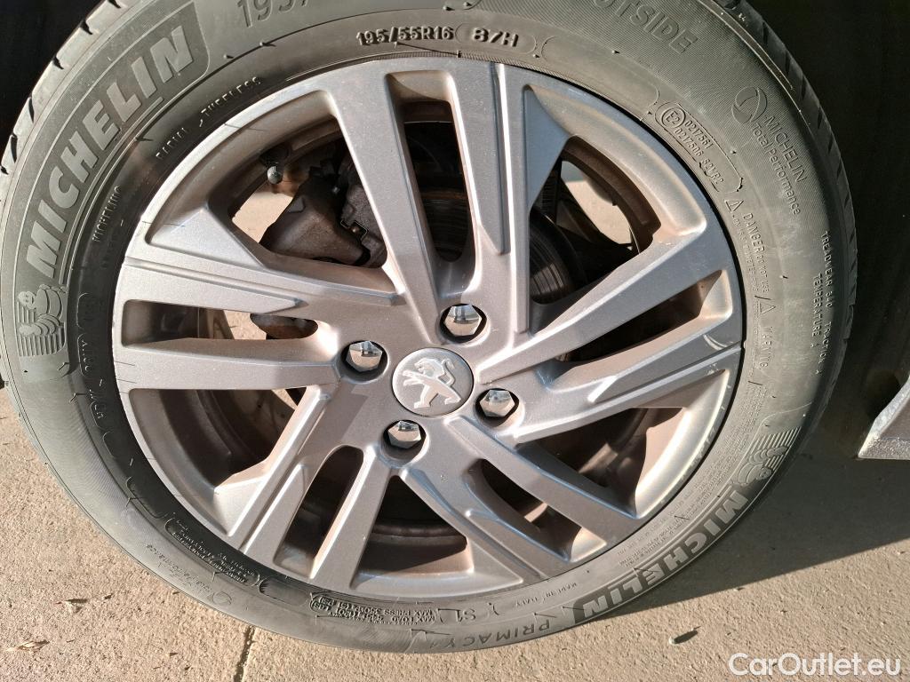  Peugeot  208  Active Business 1.5 HDi 100CV BVM6 E6d #7