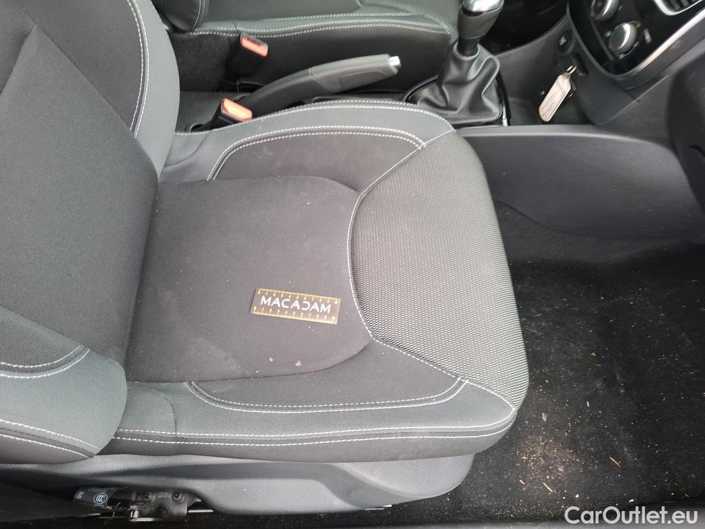  Renault  Clio RENAULT  5p Berline Business TCe 90  18 #17