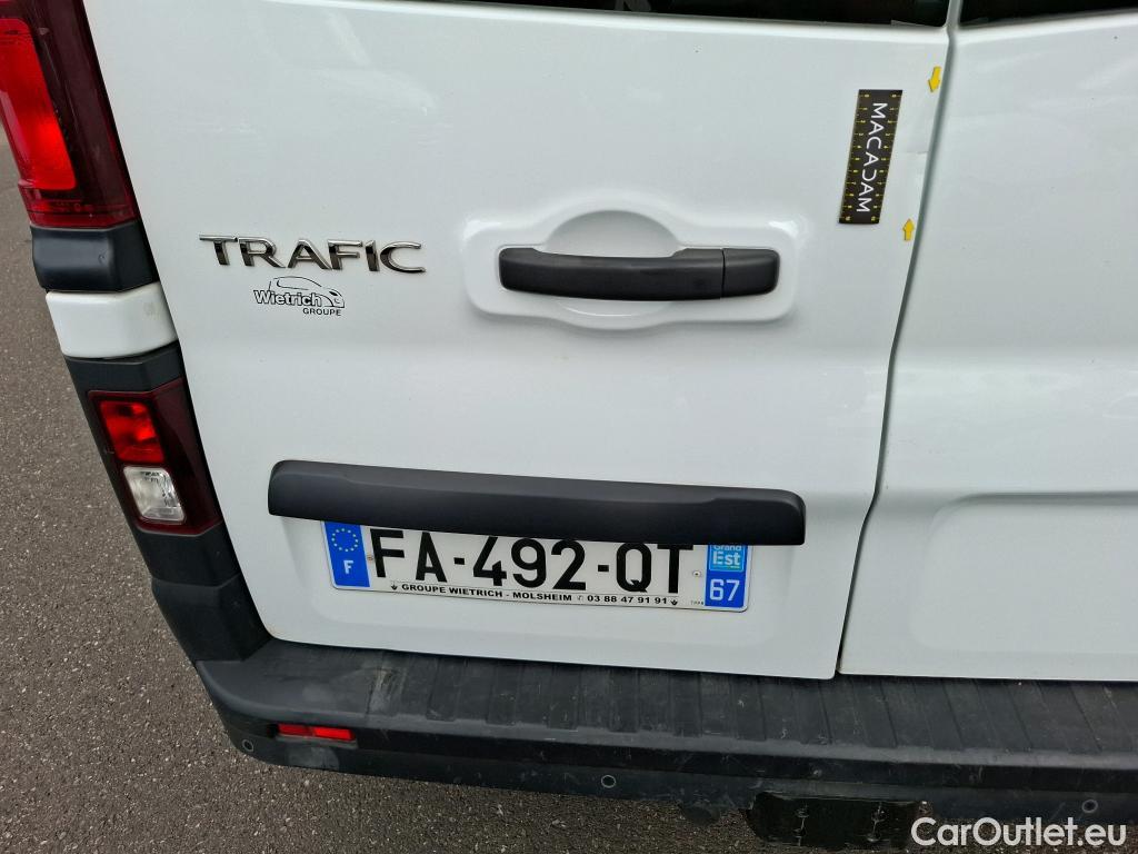  Renault  Trafic RENAULT  / 2014 / 4P / Fourgon tôlé FG GCF L2H1 1200 dCi 120 E6 #10