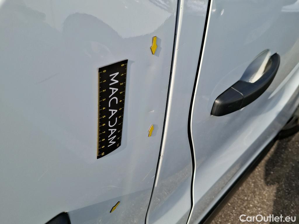  Renault  Trafic RENAULT  / 2014 / 4P / Fourgon tôlé FG GCF L2H1 1200 dCi 120 E6 #21