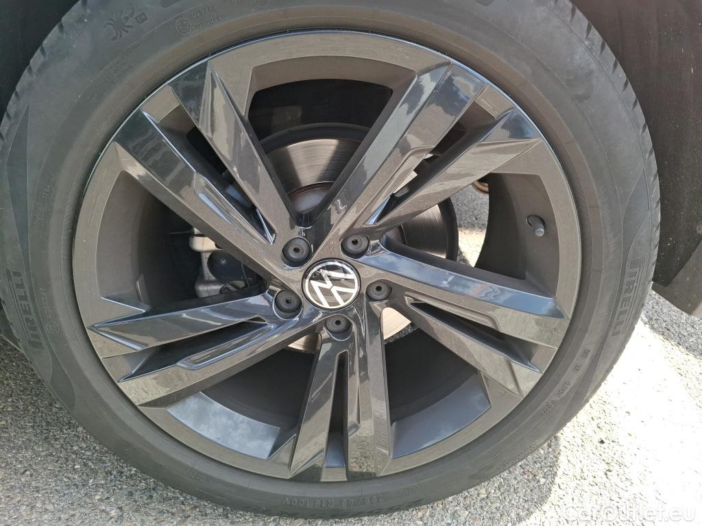 Volkswagen  Tiguan VOLKSWAGEN  / 2020 / 5P / SUV 2.0 TDI 150 DSG7 R-Line #28