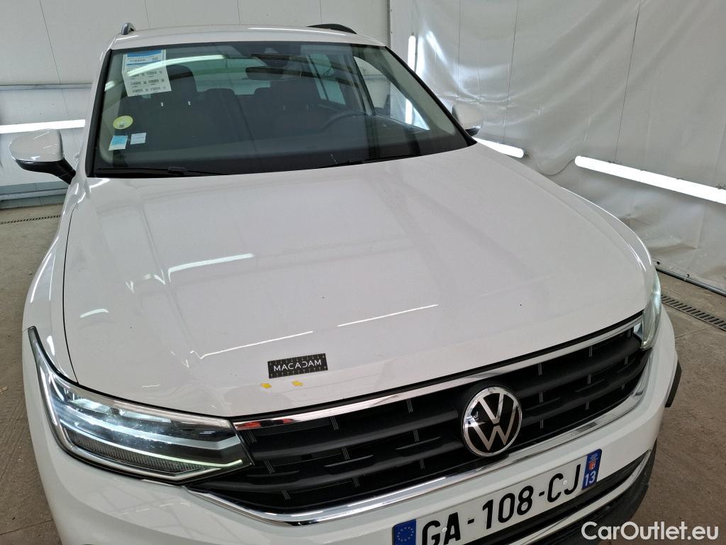  Volkswagen  Tiguan VOLKSWAGEN  / 2020 / 5P / SUV 2.0 TDI 150 BVM6 Life Business #9