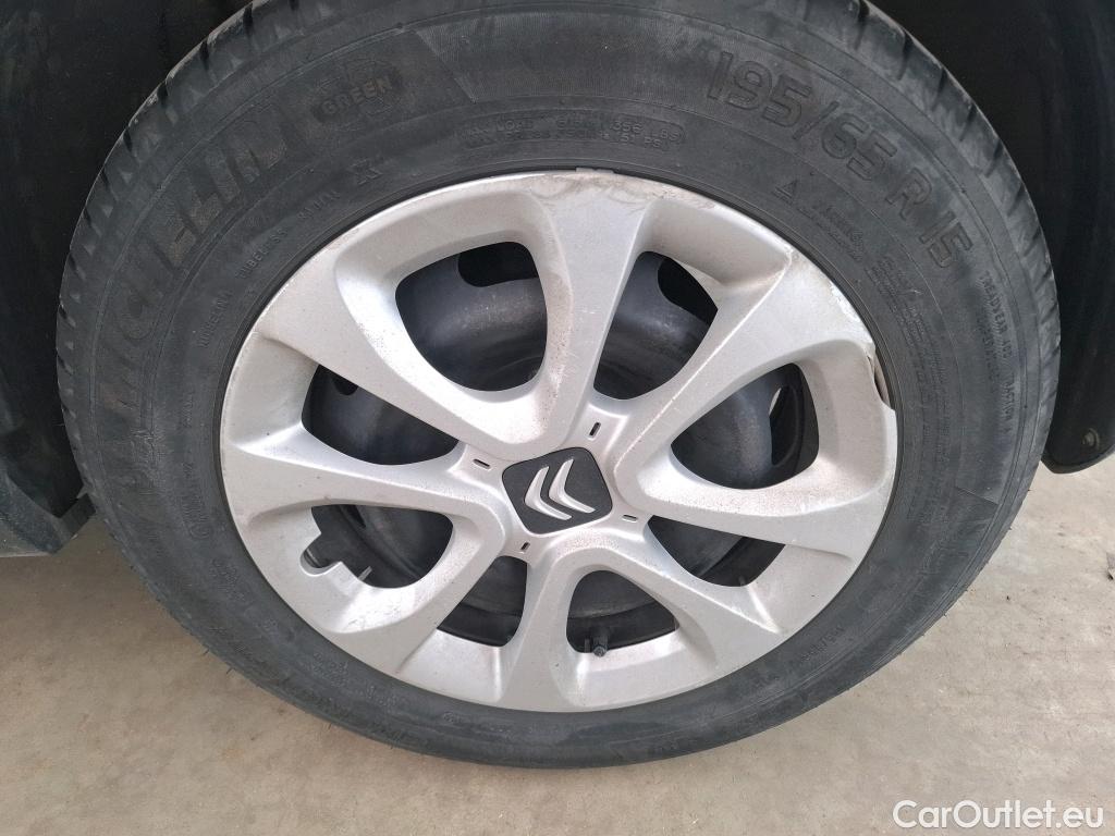  Citroen  C3  Société Feel Nav 1.2 PureTech 80CV BVM5 E6d #36
