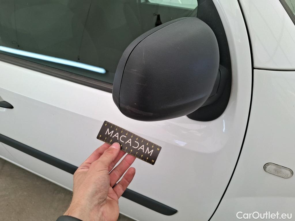  Renault  Kangoo  Express Maxi Extra (Série Spéciale) 1.5 dCi 90CV BVM5 E6 #51