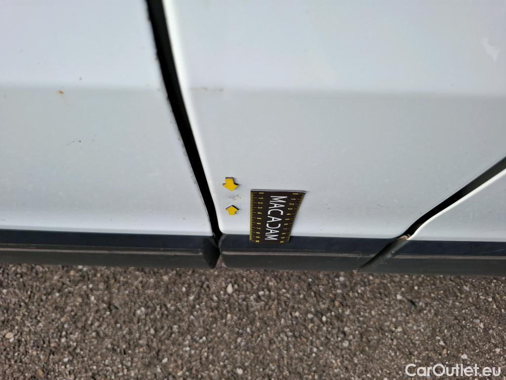  Renault  Trafic RENAULT  / 2014 / 4P / Fourgon tôlé FG GCF L2H1 1200 dCi 120 E6 #45