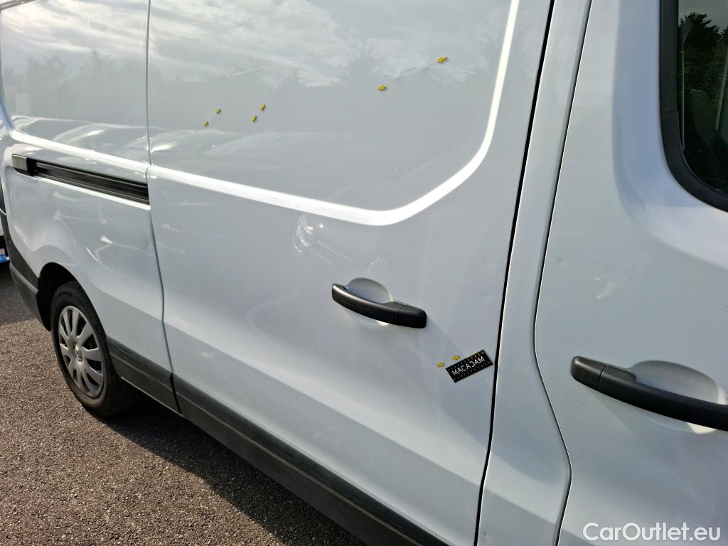 Renault  Trafic RENAULT  / 2014 / 4P / Fourgon tôlé FG GCF L2H1 1200 dCi 120 E6 #16