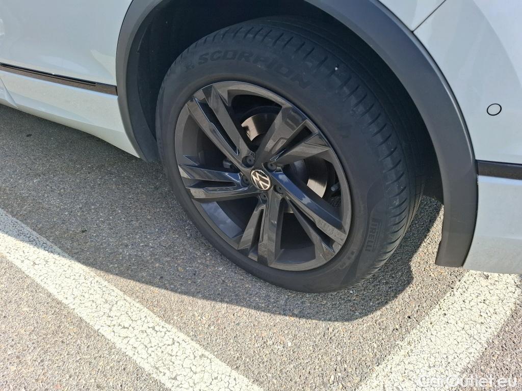  Volkswagen  Tiguan VOLKSWAGEN  / 2020 / 5P / SUV 2.0 TDI 150 DSG7 R-Line #27