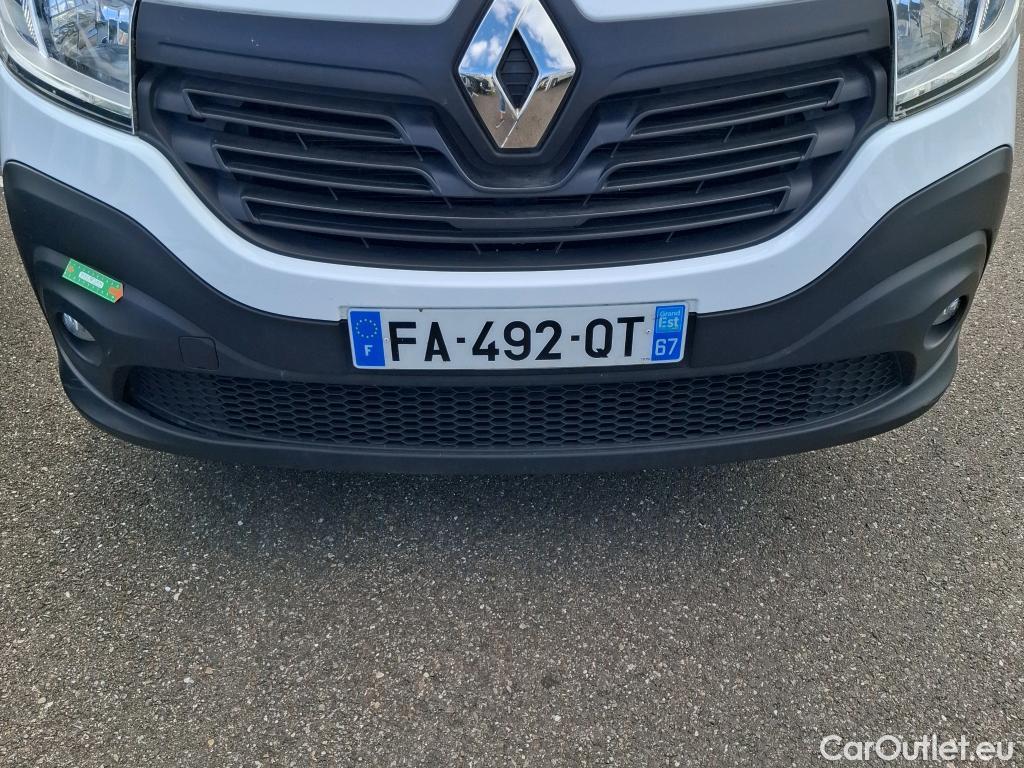  Renault  Trafic RENAULT  / 2014 / 4P / Fourgon tôlé FG GCF L2H1 1200 dCi 120 E6 #32