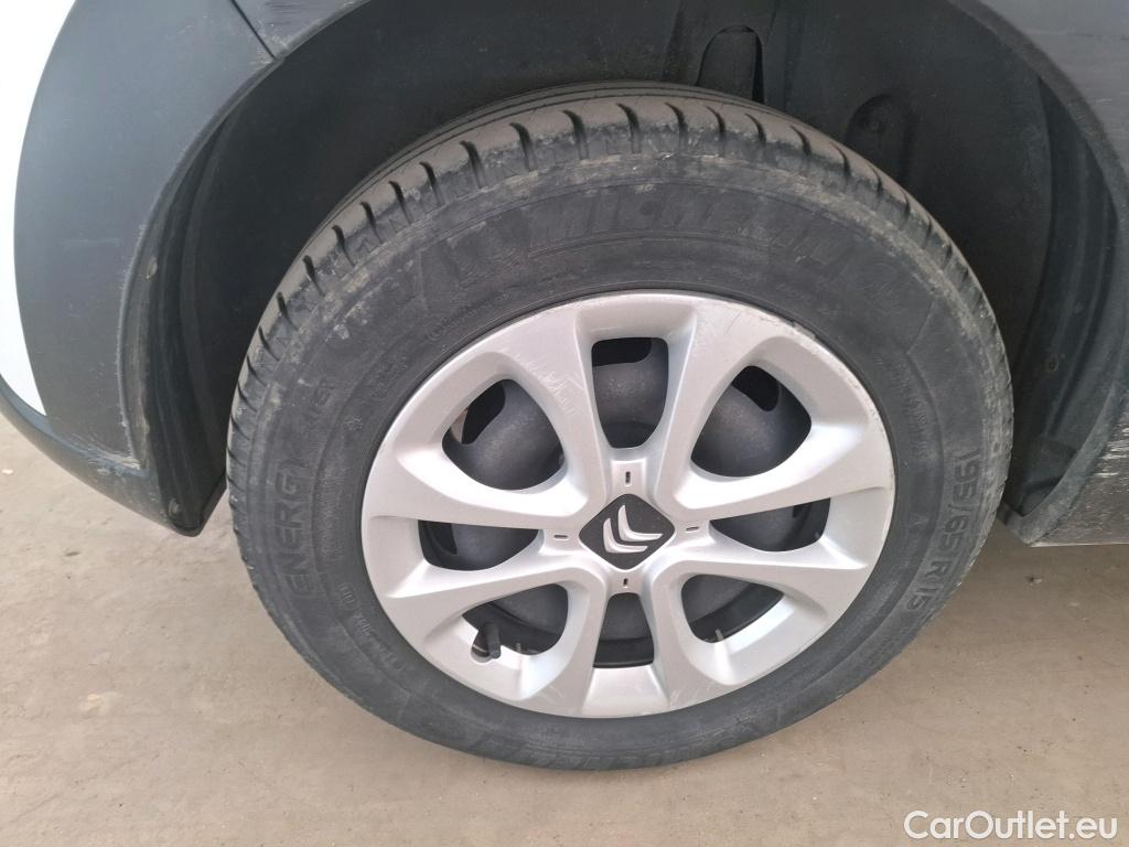  Citroen  C3  Société Feel Nav 1.2 PureTech 80CV BVM5 E6d #18