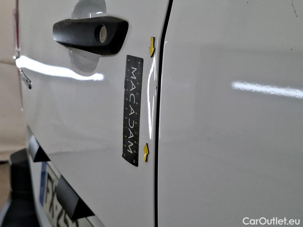 Citroen  Berlingo  Fourgon Club M 650 1.5 BlueHDi 100CV BVM5 E6dT #4