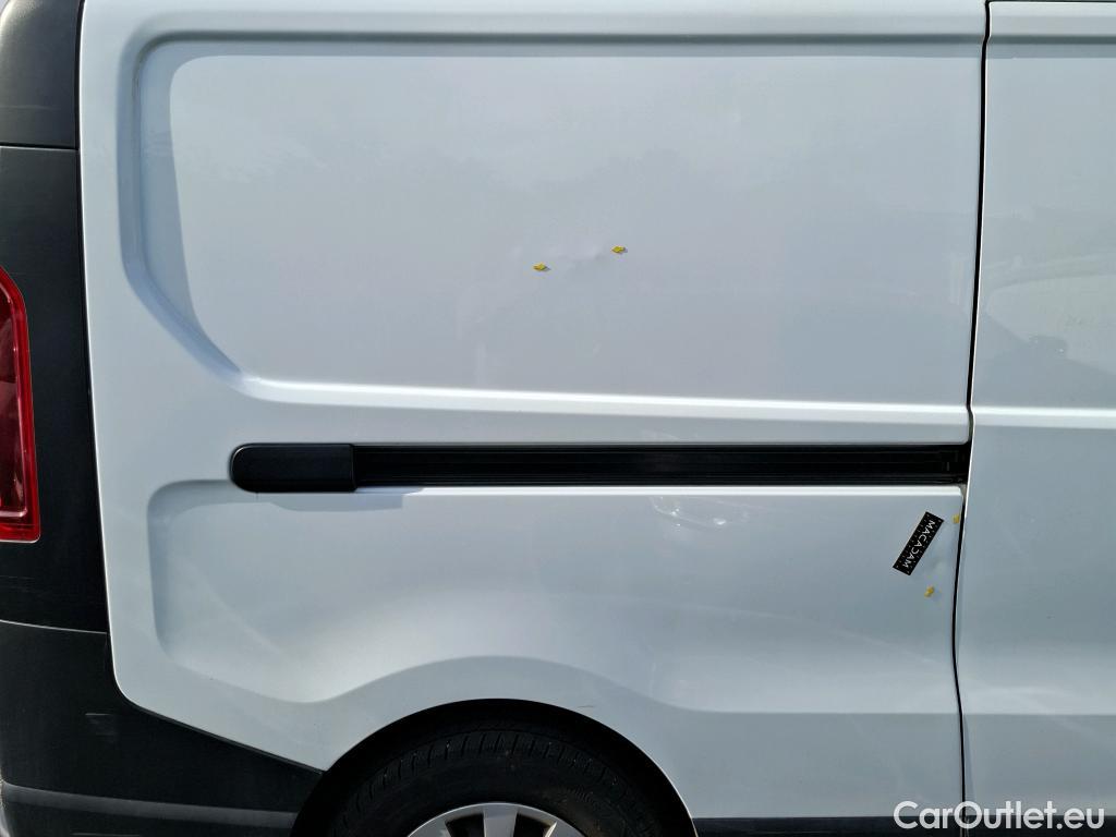  Renault  Trafic RENAULT  / 2014 / 4P / Fourgon tôlé FG GCF L2H1 1200 dCi 120 E6 #1