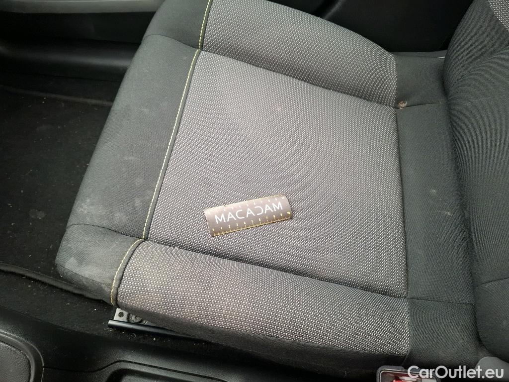  Citroen  C3  Société Feel Nav 1.2 PureTech 80CV BVM5 E6d #38
