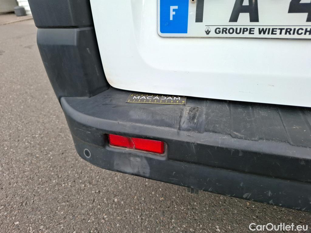  Renault  Trafic RENAULT  / 2014 / 4P / Fourgon tôlé FG GCF L2H1 1200 dCi 120 E6 #9