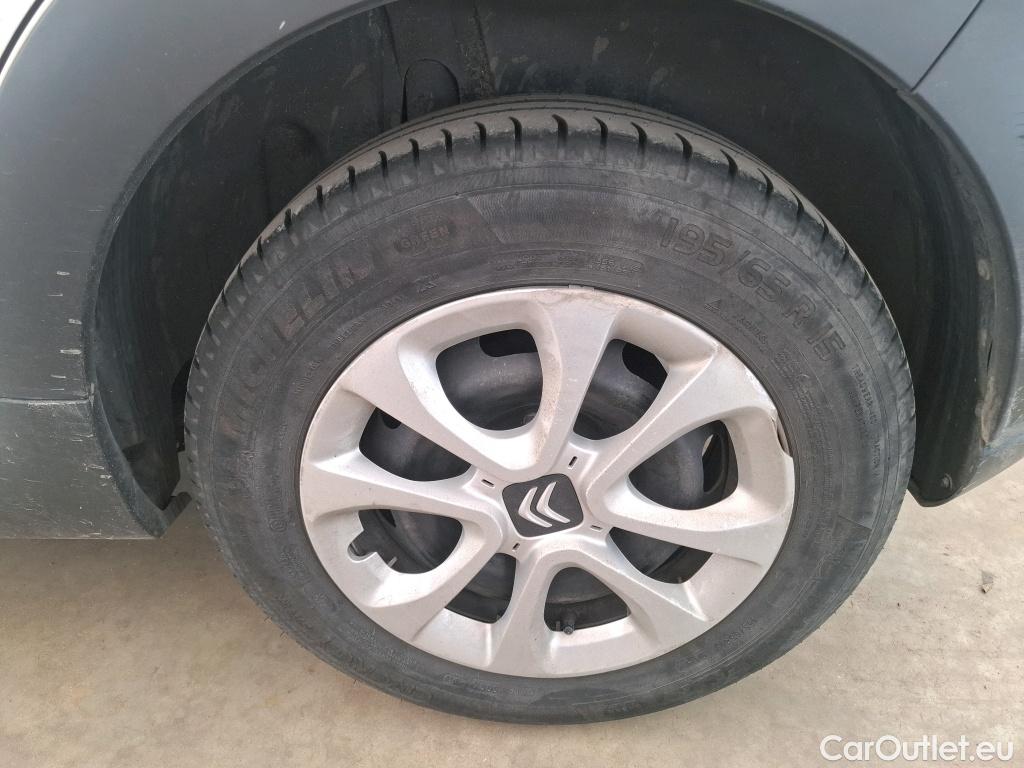  Citroen  C3  Société Feel Nav 1.2 PureTech 80CV BVM5 E6d #12