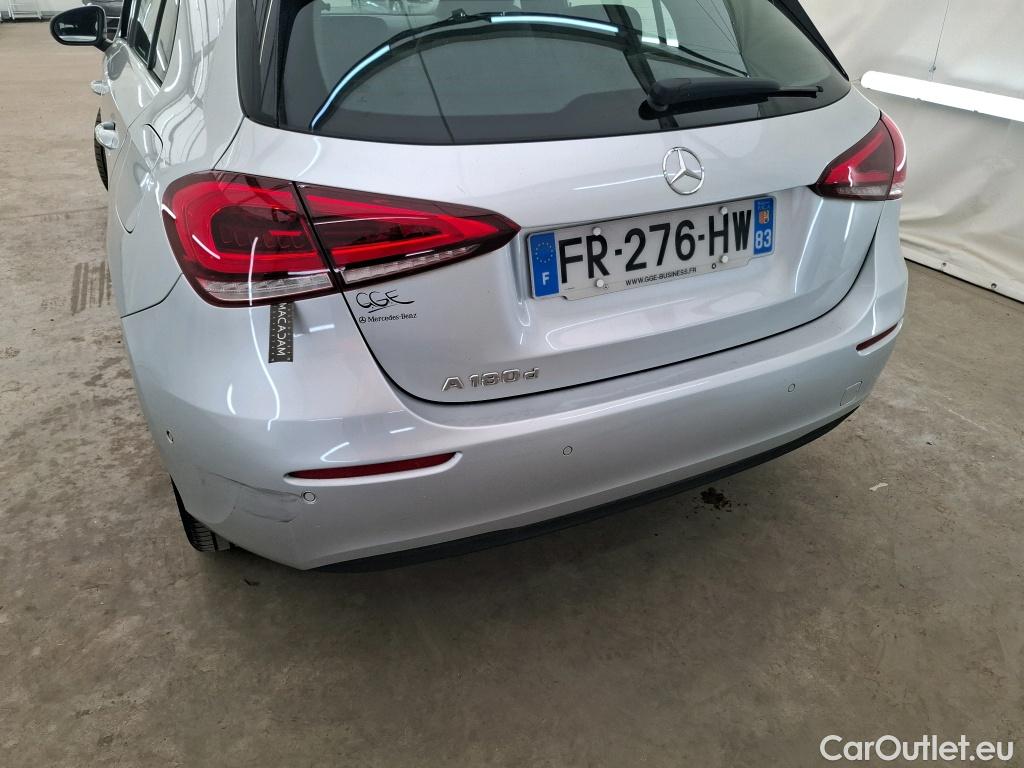  Mercedes  A-Klasse MERCEDES-BENZ Classe A Compact / 2018 / 5P / Berline A 180 d Business Line #43