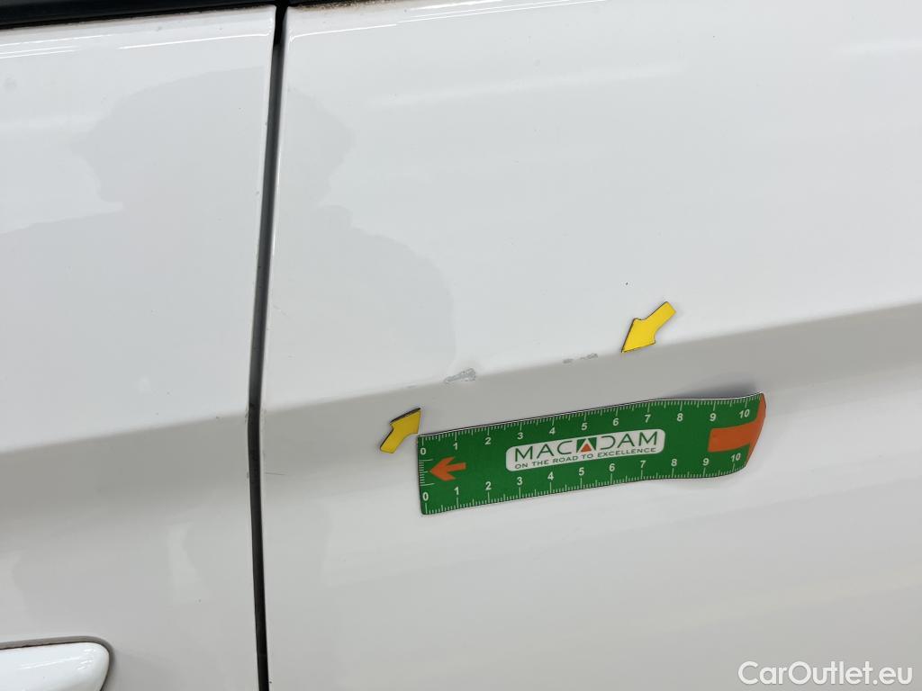  Opel  Corsa  F e Edition Business 50kWh BVA #8