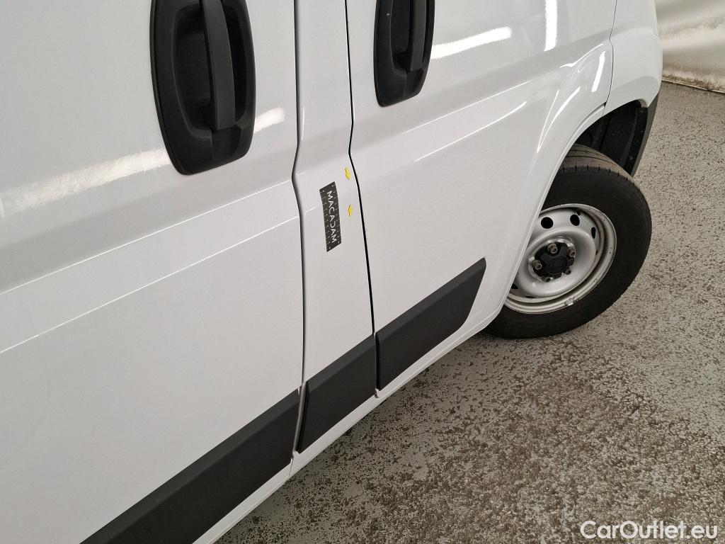  Fiat  Ducato FIAT   2014  4P  Fourgon tôlé 2 3 Multijet 120 3 0 C H1 Business #9