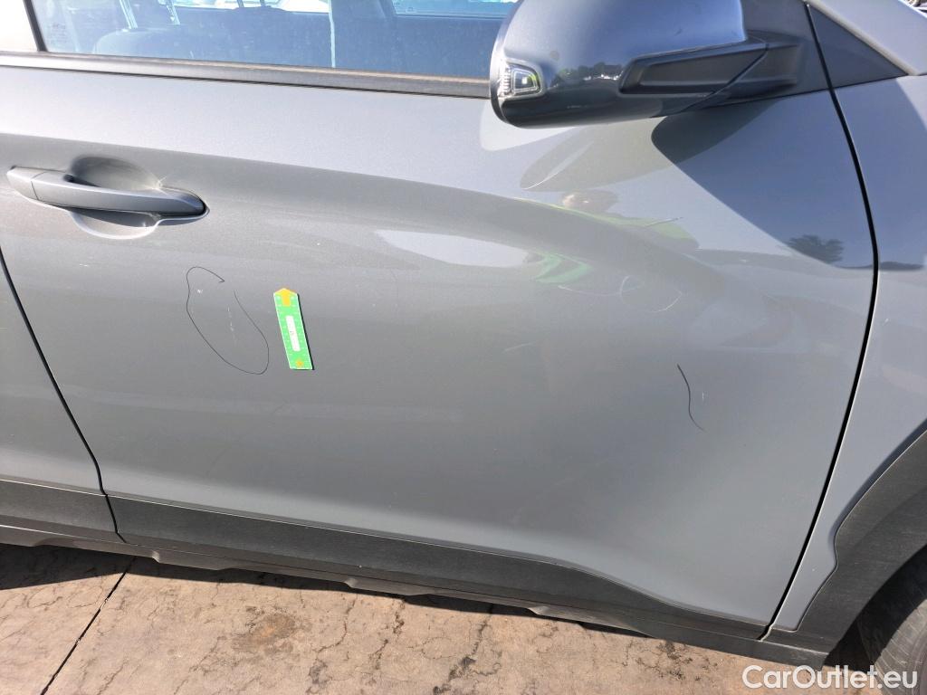  Land Rover  Discovery HYUNDAI Kona / 2020 / 5P / todoterreno 1.6 GDI HEV Maxx DCT #9