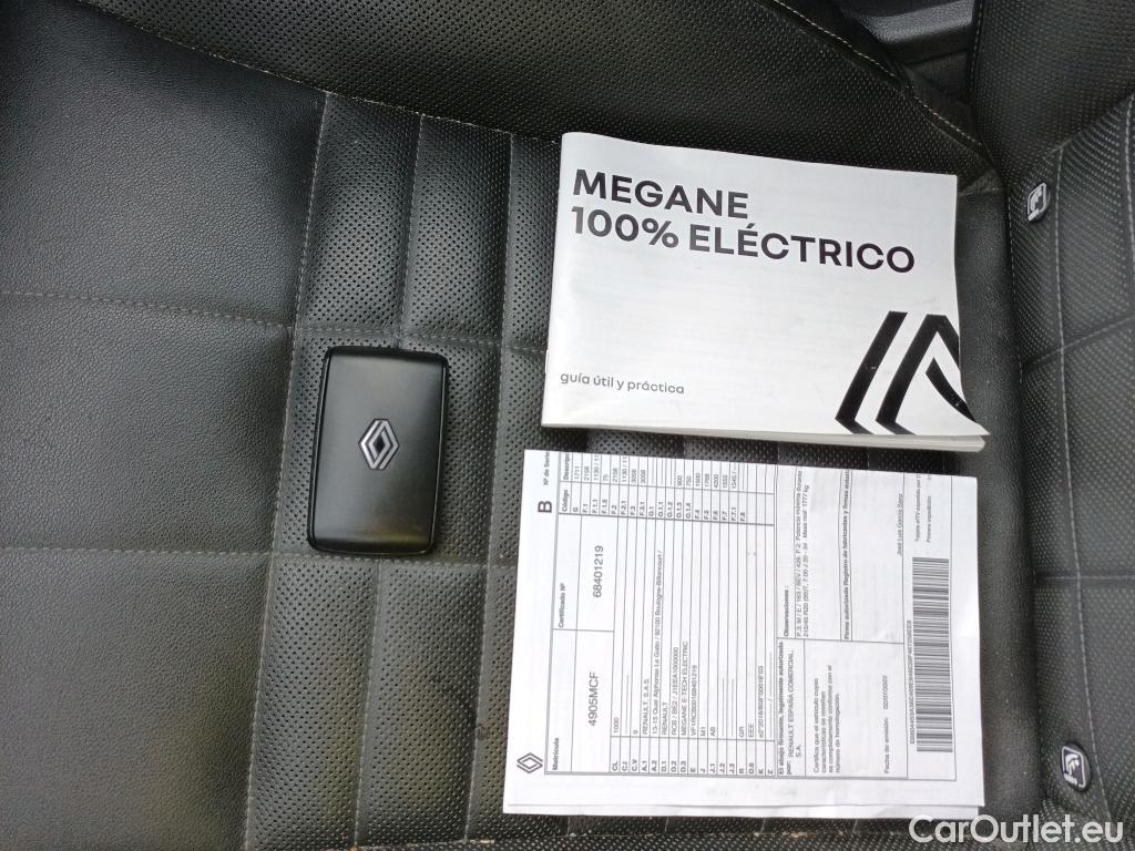  Land Rover  Discovery RENAULT Megane E-Tech / 2022 / 5P / berlina con portón iconic EV60 160kW (220CV) optimum ch. #15