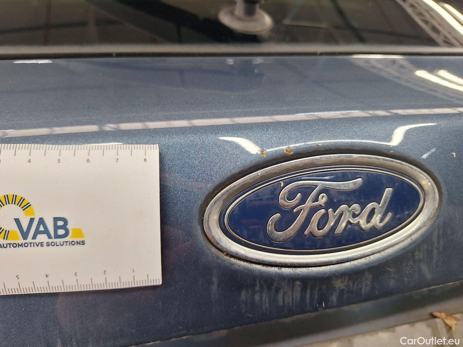 Ford  C-Max Ford,  '15, Ford  1.0i EcoBoost 92kW S/S Titanium 5d #47