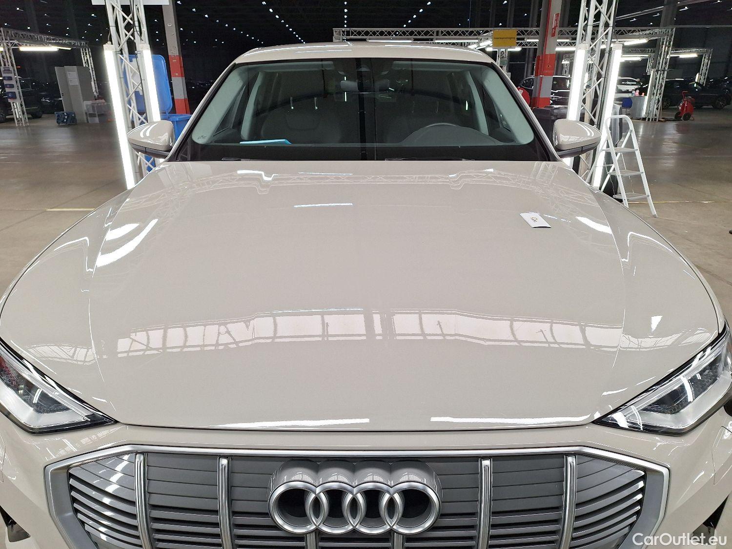  Audi  E-TRON Audi,  '19 BEV, Audi  55 Quattro Advanced 5d #14