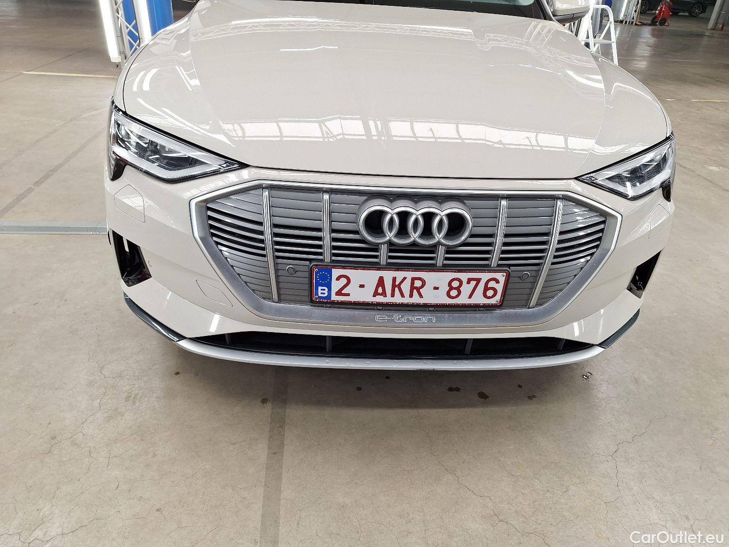  Audi  E-TRON Audi,  '19 BEV, Audi  55 Quattro Advanced 5d #4