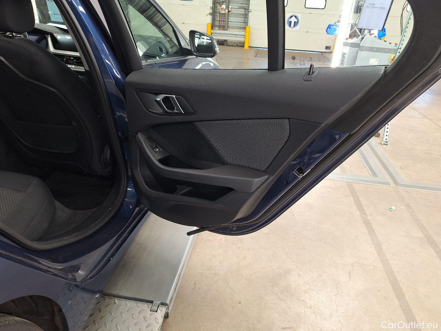  Bmw  Serie 1 BMW, 1-serie '19, BMW 1 Reeks Hatch 116dA (85 kW) 5d #26