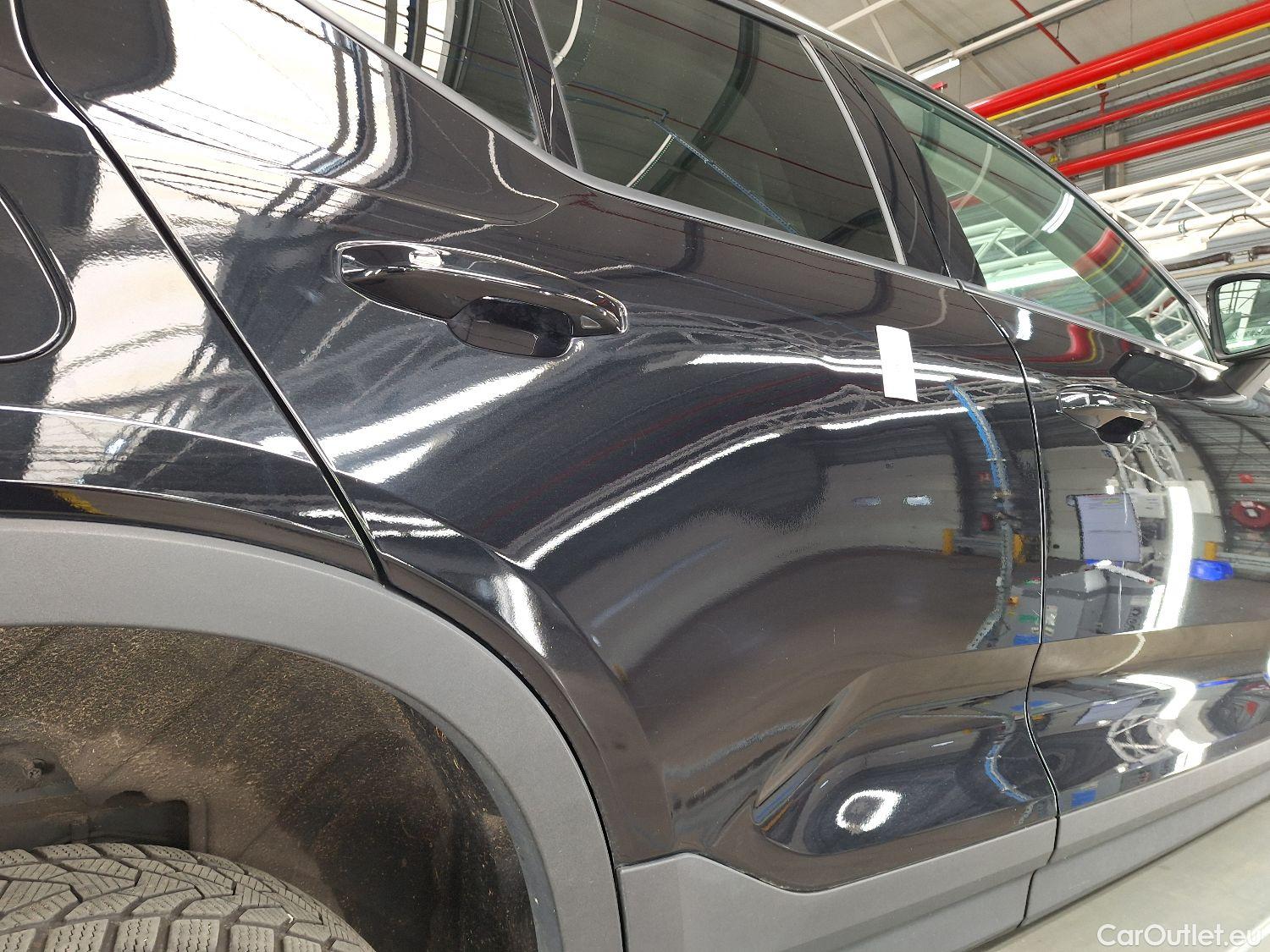  Volvo  XC 40 Volvo, XC40 '17, Volvo XC40 T3 Geartronic Momentum Pro 5d #10
