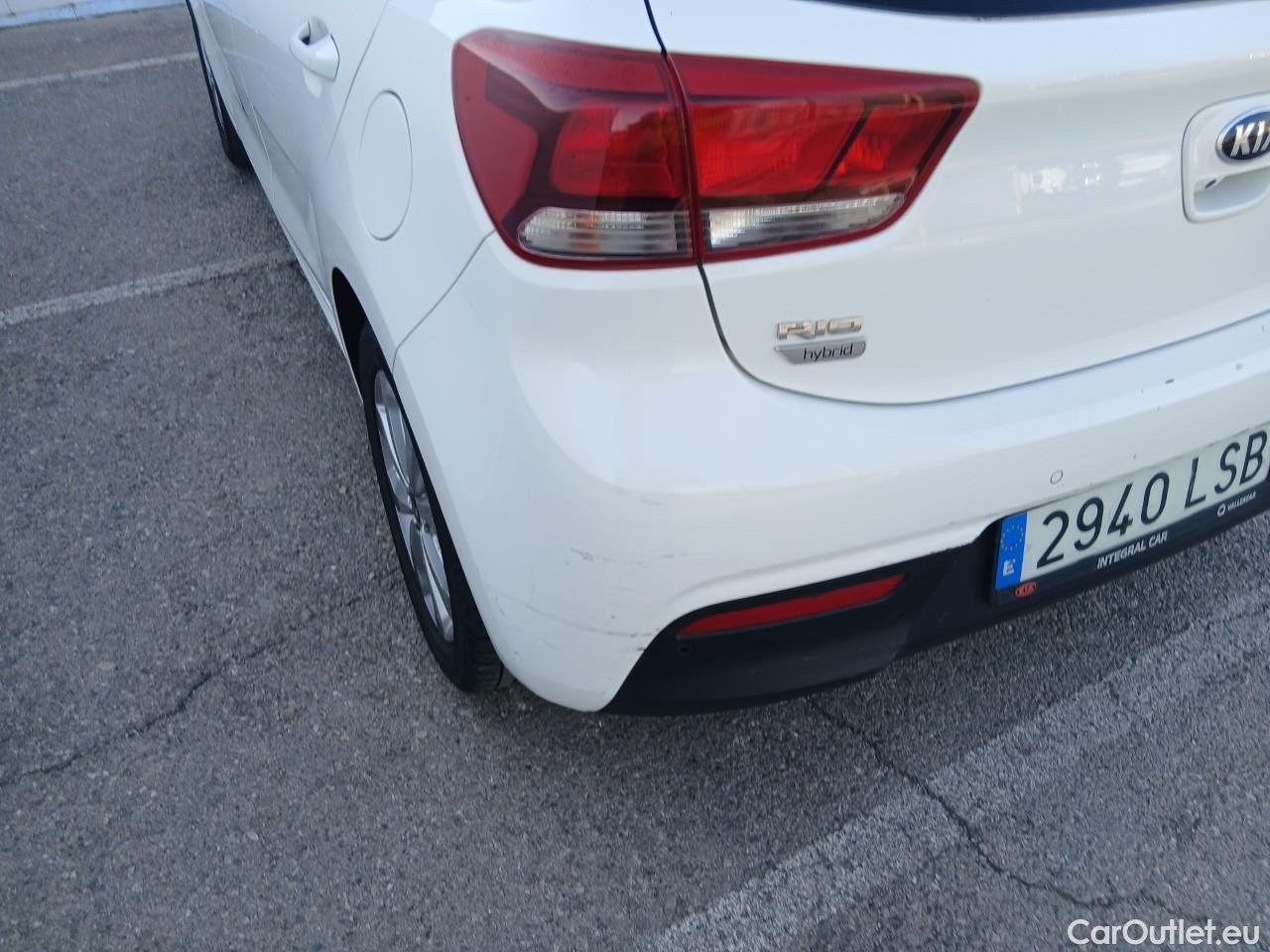  KIA  Rio KIA  / 2020 / 5P / berlina con portón 1.0 T-GDi 88kW (120CV) MHEV iMT Drive #14