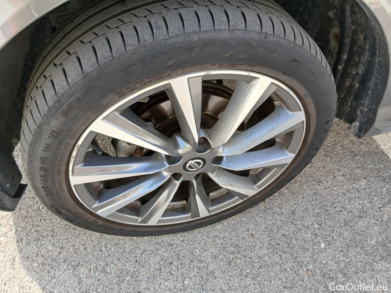  Nissan  Qashqai NISSAN  / 2017 / 5P / todoterreno DIG-T 103 kW (140 CV) E6D Q-LINE #15