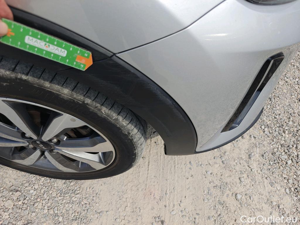  KIA  STONIC KIA  / 2017 / 5P / todoterreno 1.2 DPi 62kW (84CV) Concept #33