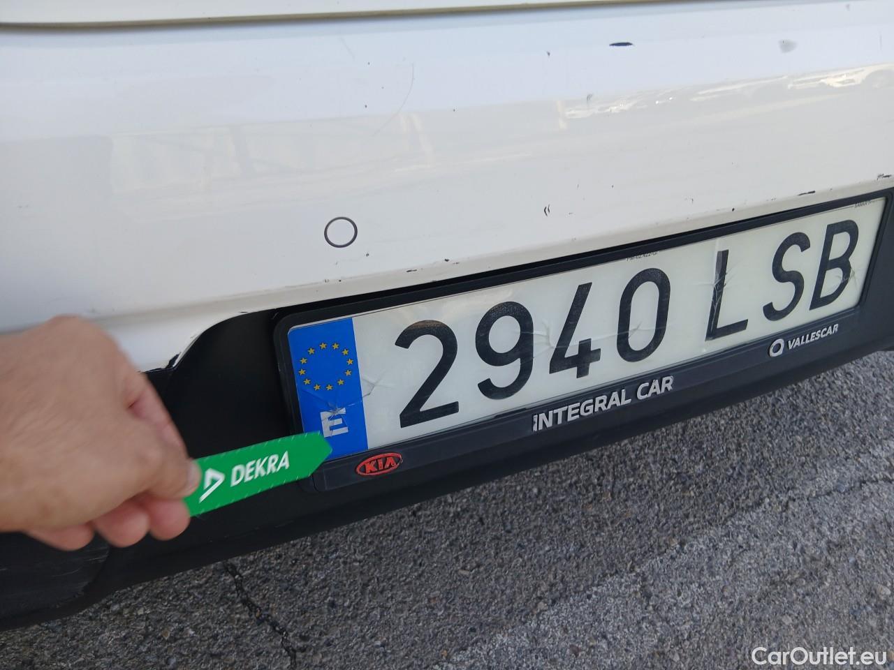  KIA  Rio KIA  / 2020 / 5P / berlina con portón 1.0 T-GDi 88kW (120CV) MHEV iMT Drive #18