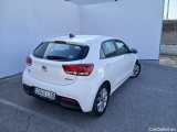  KIA  Rio KIA  / 2020 / 5P / berlina con portón 1.0 T-GDi 88kW (120CV) MHEV iMT Drive #2