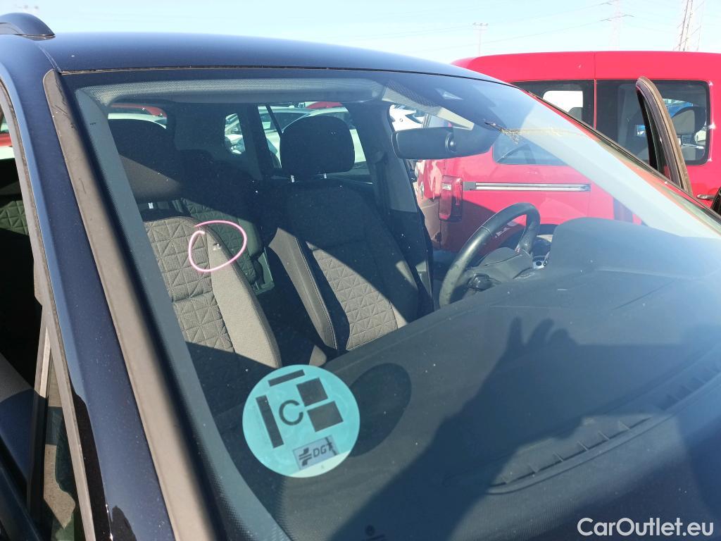  Volkswagen  Tiguan  Life 2.0 TDI 150CV AT7 E6d #9
