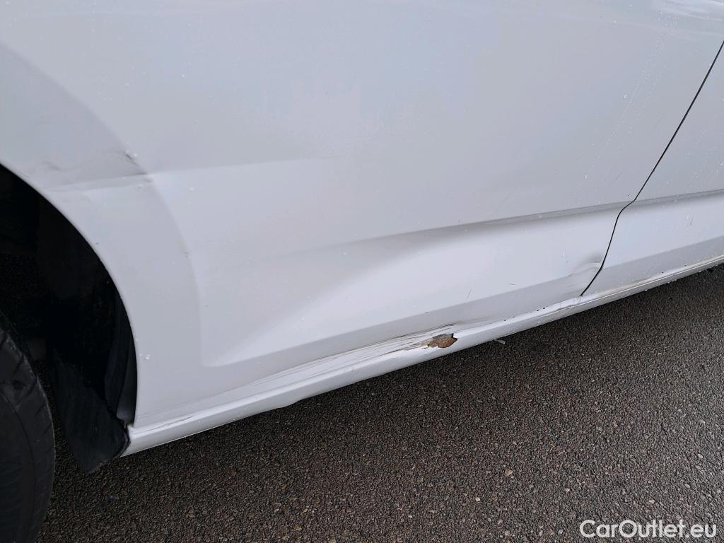  Land Rover  Discovery VOLKSWAGEN Cadyy Kombi 2.0 TDI 75kW (102CV) (CX) #12