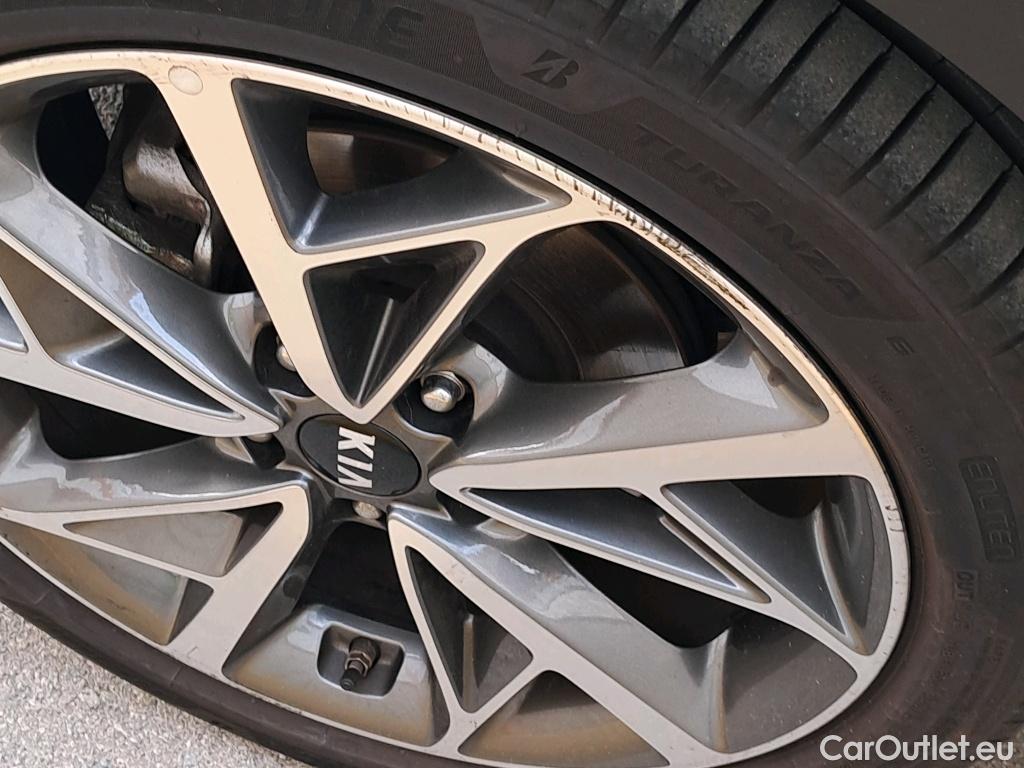  KIA  Niro  Emotion 1.6 105CV AT6 E6d #8
