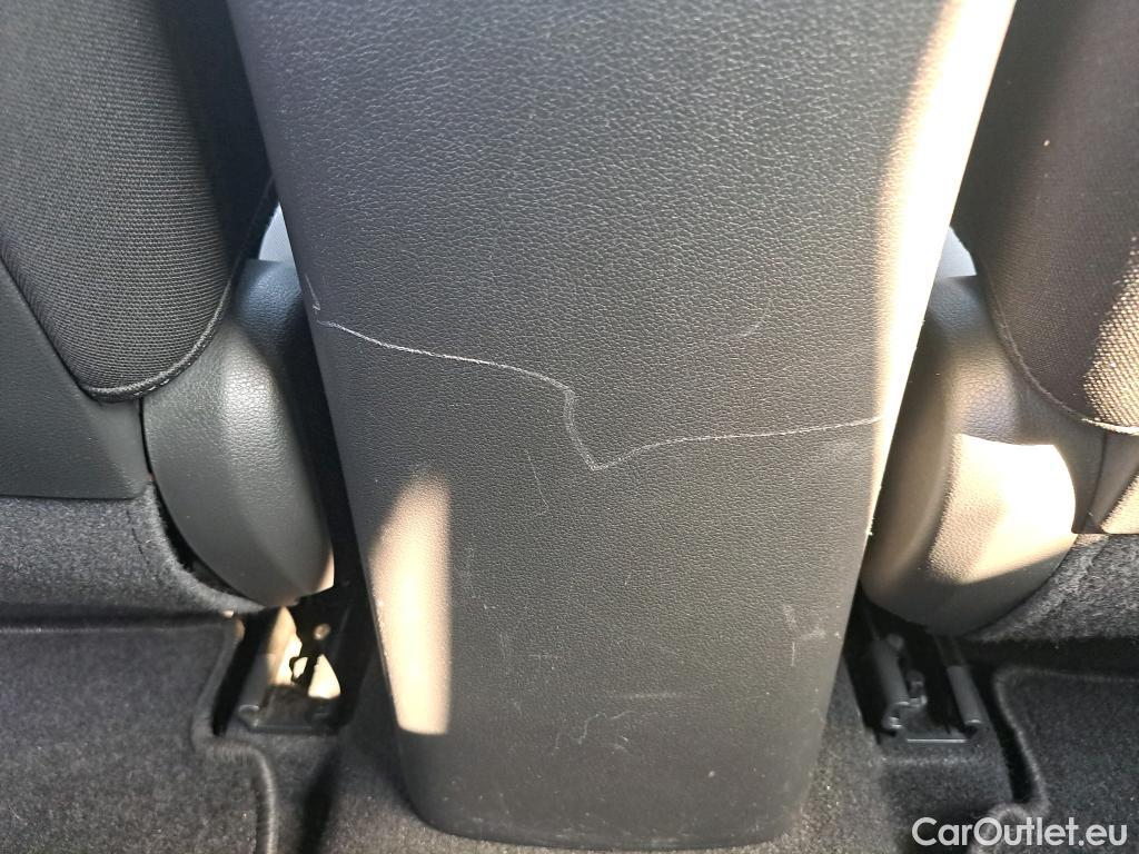  Hyundai  Konna HYUNDAI Kona / 2017 / 5P / todoterreno 1.6 GDI HEV Klass DT #1