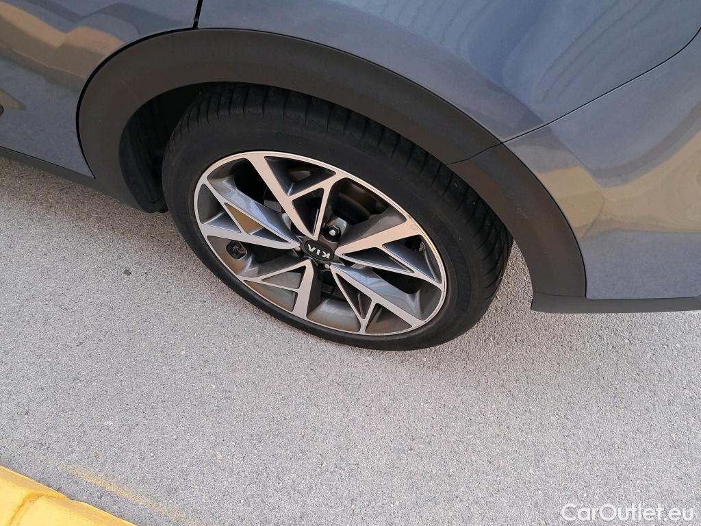 KIA  Niro  Emotion 1.6 105CV AT6 E6d #5