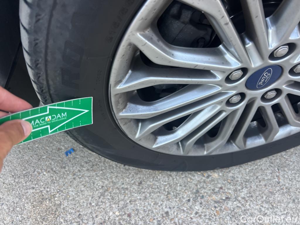  Ford  Mondeo FORD  / 2014 / 5P / berlina con portón 2.0 TDCi 110kW/150CV Titanium PowerShift #10